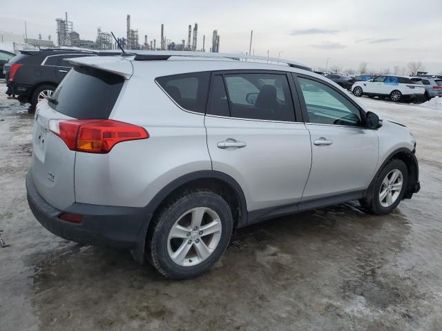 2T3RFREV7EW176450 - 2014 TOYOTA RAV4 XLE SILVER photo 3