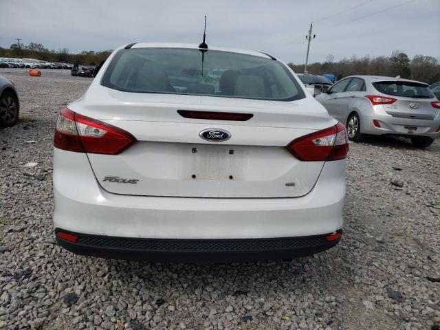 1FAHP3F26CL471006 - 2012 FORD FOCUS SE WHITE photo 6