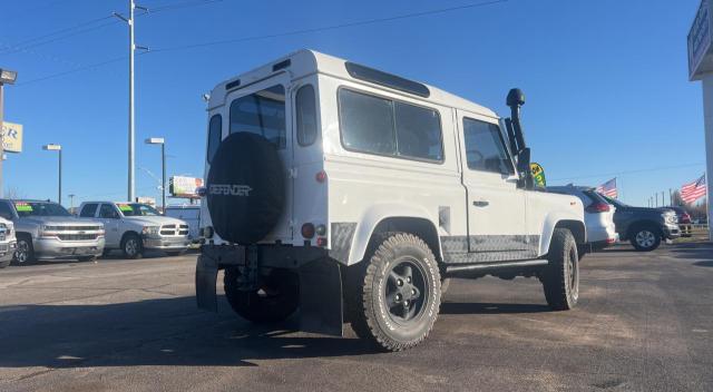 SALLDVBB7AA300498 - 1987 LAND ROVER DEFENDER WHITE photo 3