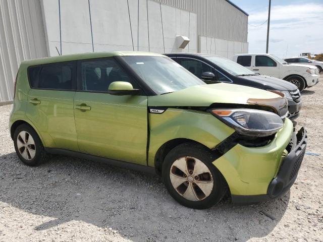 KNDJN2A2XG7863004 - 2016 KIA SOUL GREEN photo 4