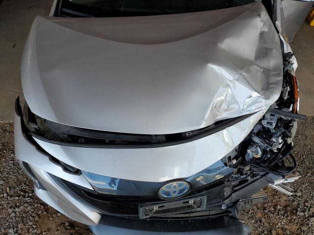 JTDKARFPXH3006025 - 2017 TOYOTA PRIUS PRIM 银色 照片 11