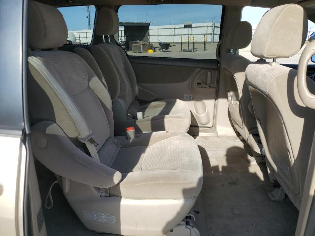 5TDZA23C96S488909 - 2006 TOYOTA SIENNA CE GOLD photo 11