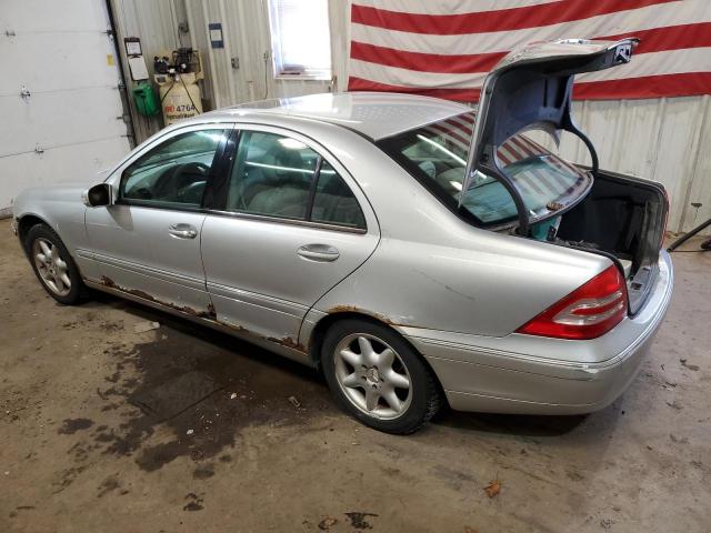 WDBRF61J92F235852 - 2002 MERCEDES-BENZ C 240 SILVER photo 2