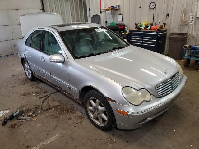 WDBRF61J92F235852 - 2002 MERCEDES-BENZ C 240 SILVER photo 4