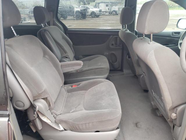 5TDZA23C14S192800 - 2004 TOYOTA SIENNA CE GRAY photo 10