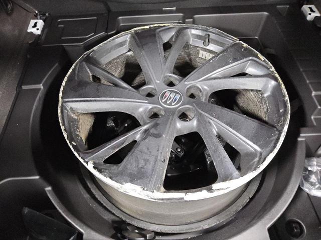 LRBFZPE4XRD074390 - 2024 BUICK ENVISION ESSENCE Սպիտակ լուսանկար 13