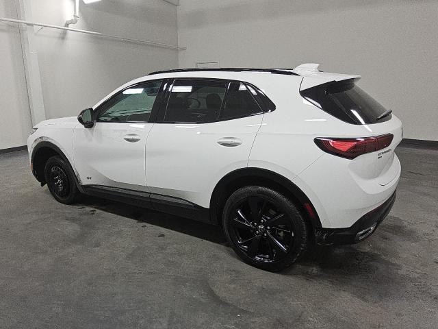 LRBFZPE4XRD074390 - 2024 BUICK ENVISION ESSENCE Սպիտակ լուսանկար 2