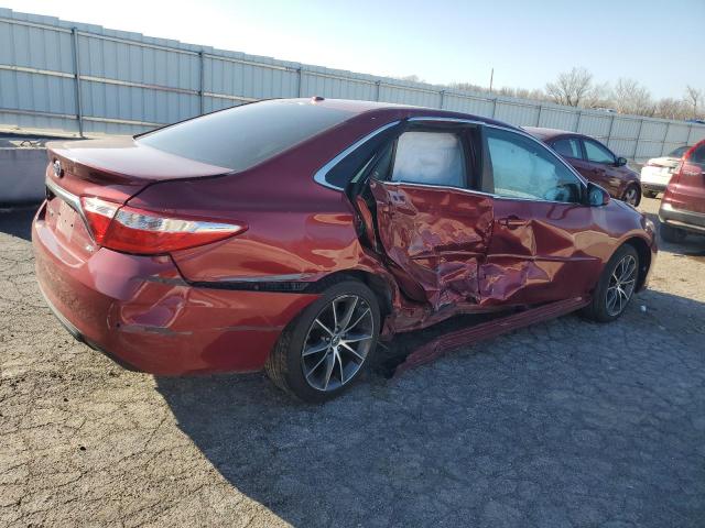 4T1BK1FK7FU560015 - 2015 TOYOTA CAMRY XSE RED photo 3