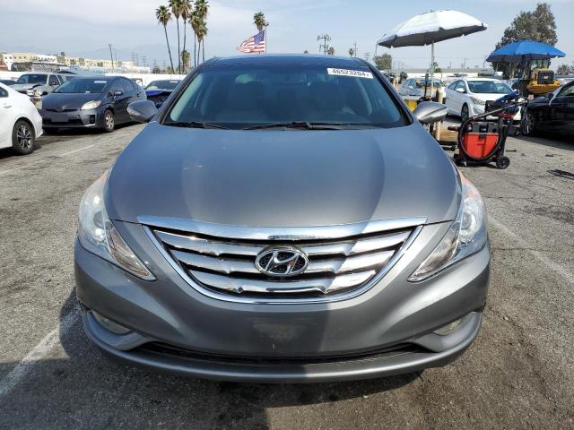 5NPEC4AC4DH605760 - 2013 HYUNDAI SONATA SE GRAY photo 5