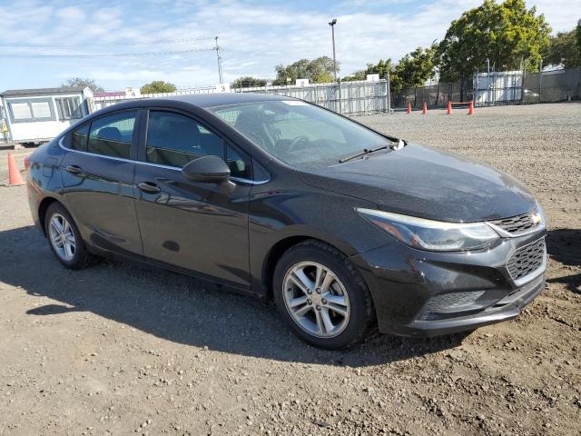 1G1BE5SM8H7104870 - 2017 CHEVROLET CRUZE LT BLACK photo 4