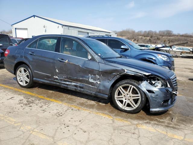 WDDHF9AB7AA113984 - 2010 MERCEDES-BENZ E 550 4MATIC BLUE photo 4