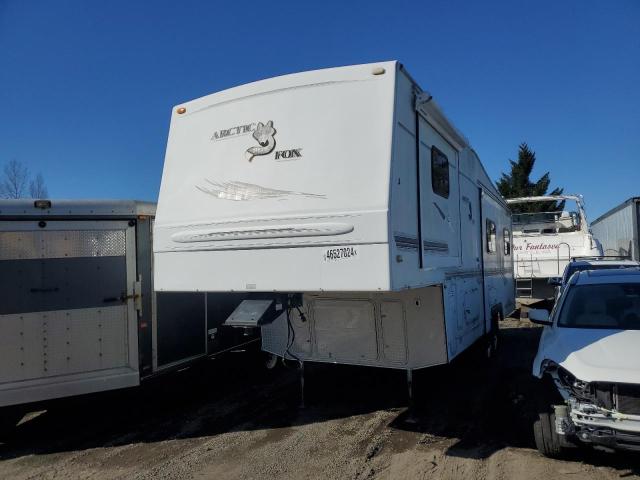 4N15E292530118297 - 2003 ARCT CAMPER WHITE photo 2