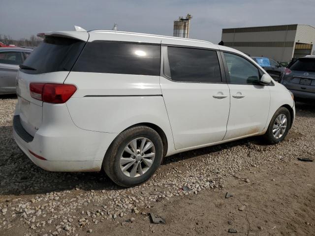 KNDMB5C11G6152423 - 2016 KIA SEDONA LX WHITE photo 3