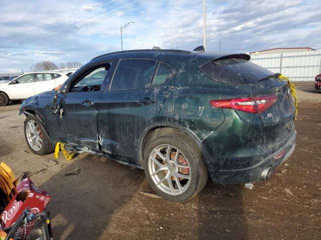 ZASPAKBN4K7C70575 - 2019 ALFA ROMEO STELVIO TI GREEN photo 2