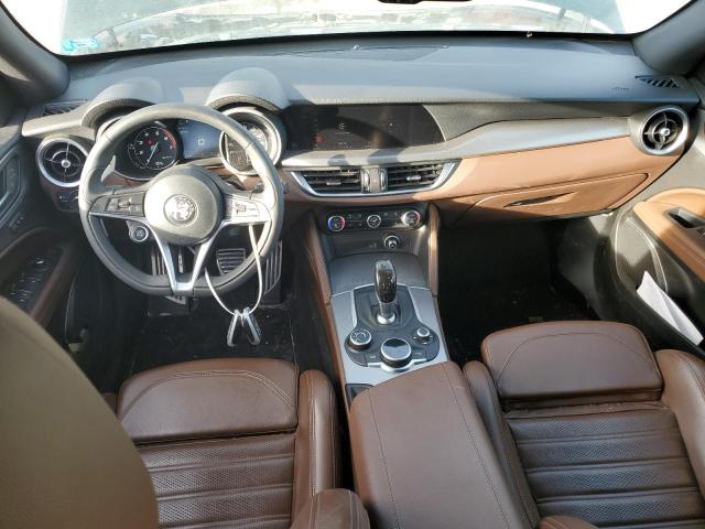 ZASPAKBN4K7C70575 - 2019 ALFA ROMEO STELVIO TI GREEN photo 8
