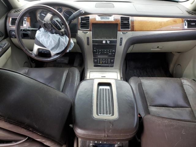 1GYS4KEF2BR247258 - 2011 CADILLAC ESCALADE ESV PLATINUM კრემისფერი ფოტო 8