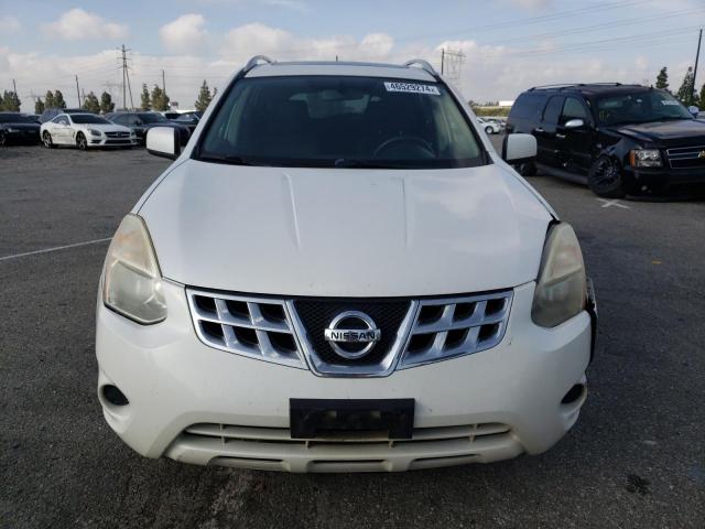 JN8AS5MT6BW178161 - 2011 NISSAN ROGUE S WHITE photo 5