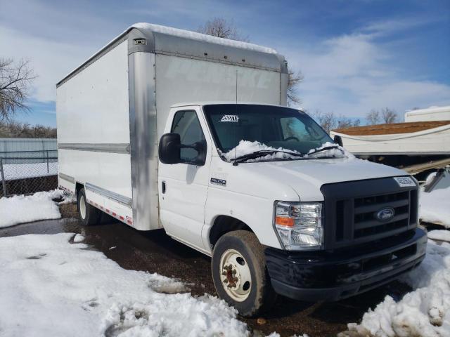 1FDWE3FS4JDC33360 - 2018 FORD ECONOLINE E350 SUPER DUTY CUTAWAY VAN WHITE photo 4