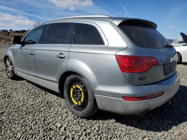 WA18V74L97D089684 - 2007 AUDI Q7 4.2 QUA SILVER photo 2