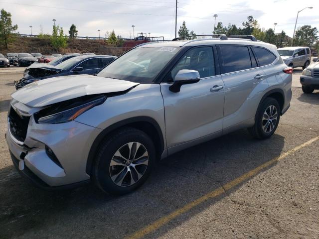 5TDGZRAH0MS534051 - 2021 TOYOTA HIGHLANDER XLE SILVER photo 1