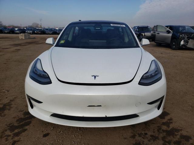 5YJ3E1EB5JF067582 - 2018 TESLA MODEL 3 WHITE photo 5