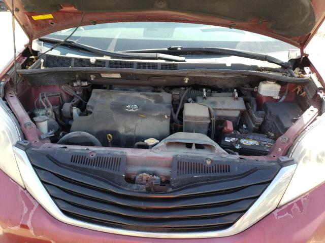 5TDKK3DC3BS124000 - 2011 TOYOTA SIENNA LE RED photo 12