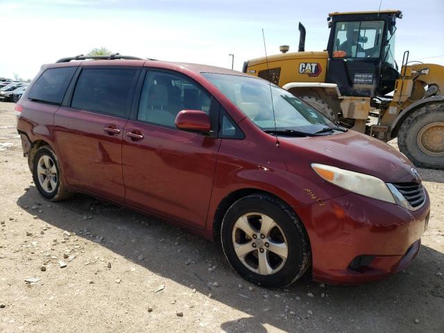 5TDKK3DC3BS124000 - 2011 TOYOTA SIENNA LE RED photo 4