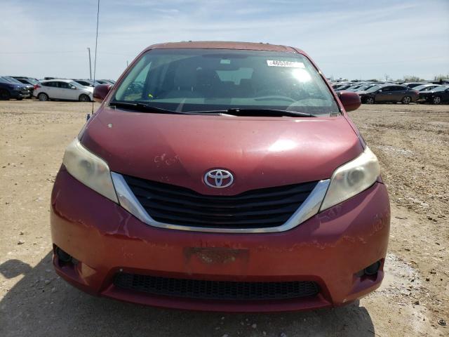 5TDKK3DC3BS124000 - 2011 TOYOTA SIENNA LE RED photo 5