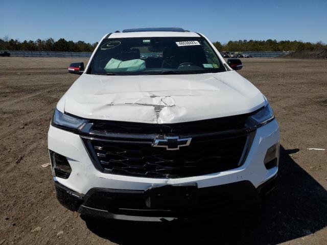 1GNEVKKW6PJ148928 - 2023 CHEVROLET TRAVERSE PREMIER WHITE photo 5