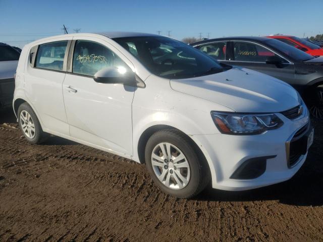 1G1JG6SB8K4139377 - 2019 CHEVROLET SONIC WHITE photo 4