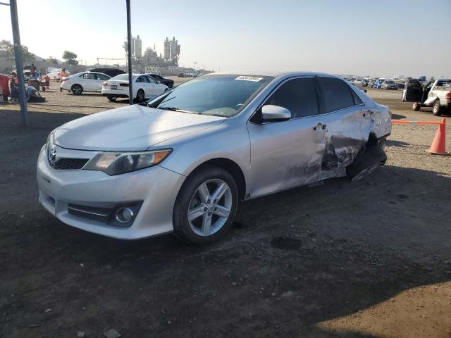 4T1BF1FKXCU092247 - 2012 TOYOTA CAMRY BASE SILVER photo 1