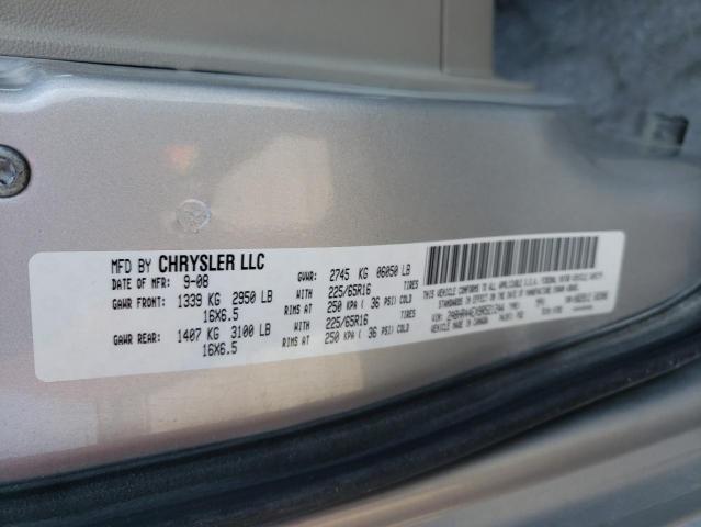 2A8HR44EX9R521244 - 2009 CHRYSLER TOWN & COU LX SILVER photo 14