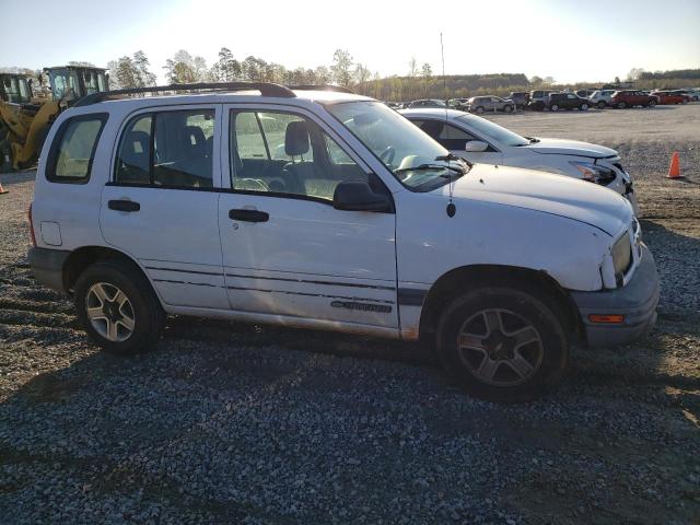 2CNBE13C526934747 - 2002 CHEVROLET TRACKER WHITE photo 4