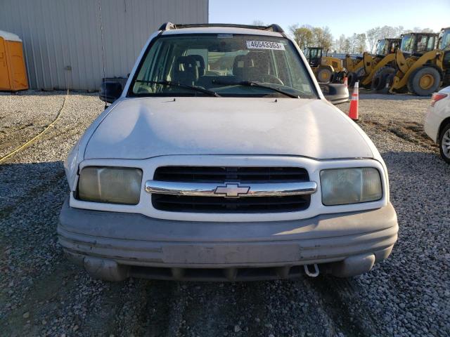 2CNBE13C526934747 - 2002 CHEVROLET TRACKER WHITE photo 5