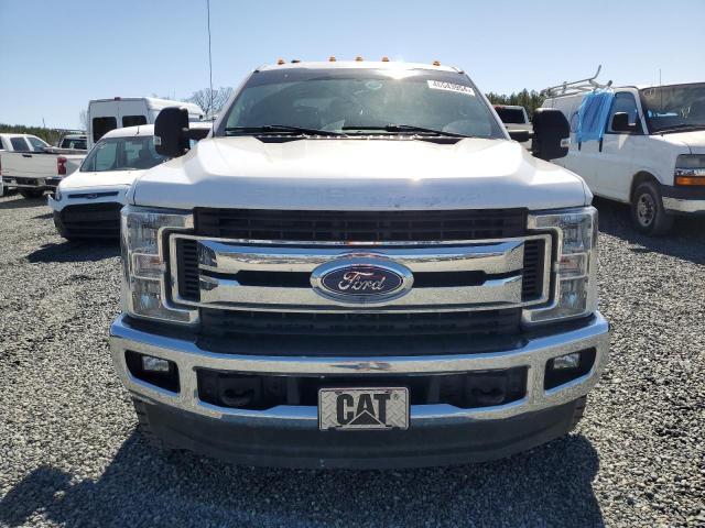 1FT8W3BTXKEC86682 - 2019 FORD F350 SUPER DUTY WHITE photo 5