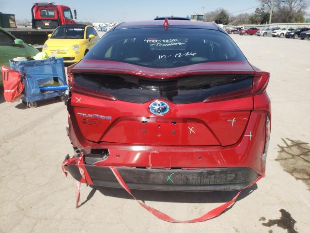 JTDKARFP9J3079618 - 2018 TOYOTA PRIUS PRIM RED photo 6