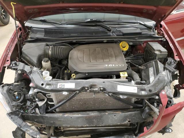 2C4RC1CG1GR120015 - 2016 CHRYSLER TOWN & COU TOURING L MAROON photo 12