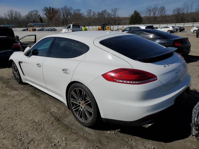 WP0AA2A74GL003372 - 2016 PORSCHE PANAMERA 2 WHITE photo 2