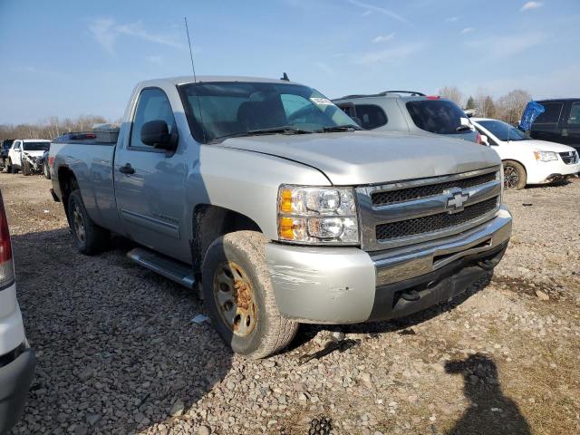 1GCNKSE07BZ420518 - 2011 CHEVROLET SILVERADO K1500 LT SILVER photo 4