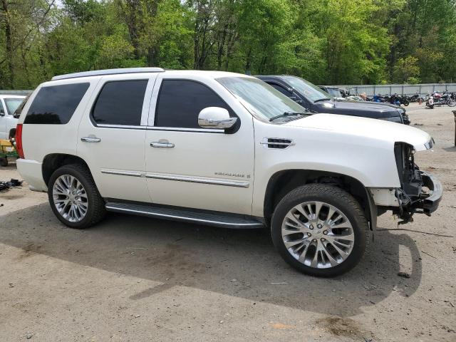 1GYFK63878R207091 - 2008 CADILLAC ESCALADE LUXURY CREAM photo 4