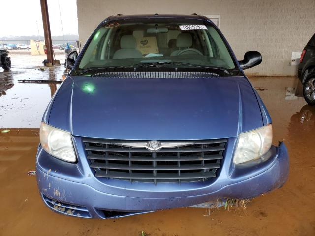 1A4GJ45RX7B201889 - 2007 CHRYSLER TOWN & COU LX BLUE photo 5