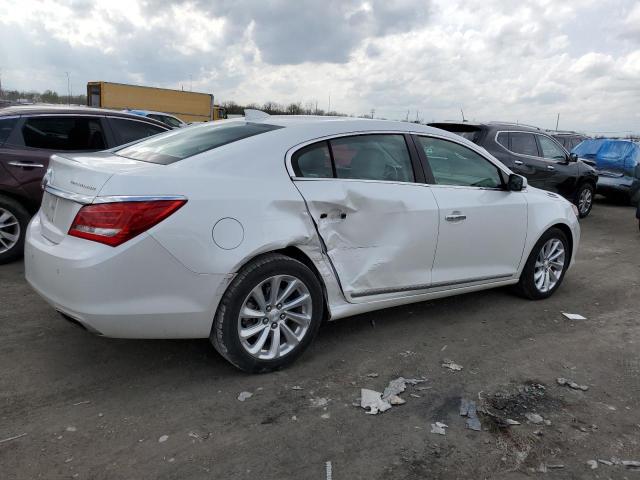 1G4GB5G35GF199071 - 2016 BUICK LACROSSE WHITE photo 3