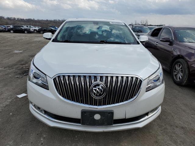 1G4GB5G35GF199071 - 2016 BUICK LACROSSE WHITE photo 5