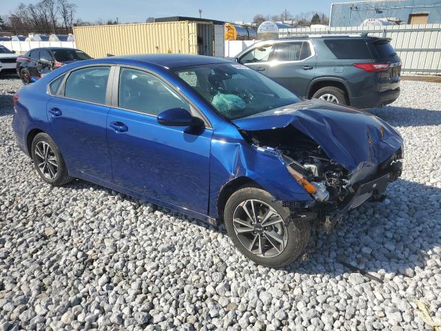 3KPF24AD0PE688287 - 2023 KIA FORTE LX BLUE photo 4