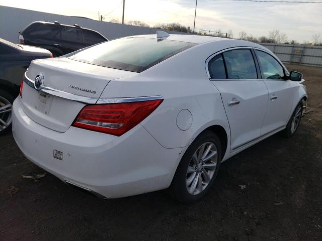 1G4GB5G34GF105858 - 2016 BUICK LACROSSE WHITE photo 3