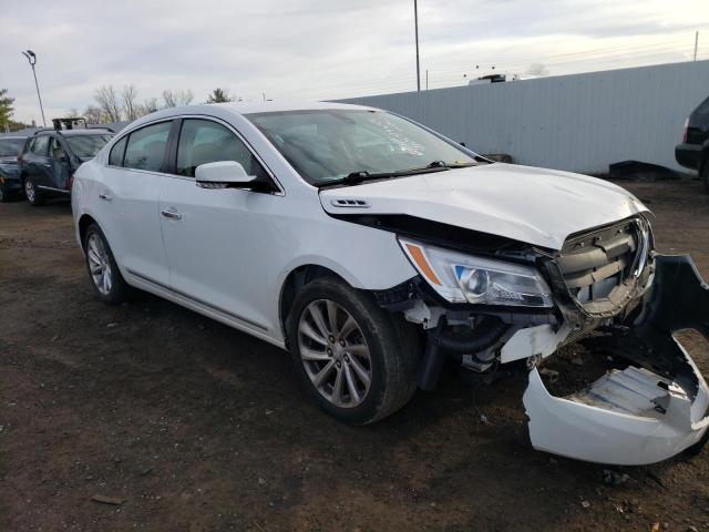 1G4GB5G34GF105858 - 2016 BUICK LACROSSE WHITE photo 4