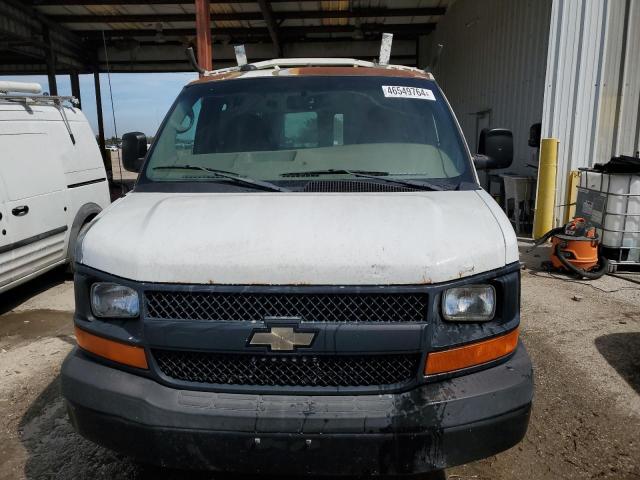 1GCGG25K091140170 - 2009 CHEVROLET EXPRESS G2 WHITE photo 5