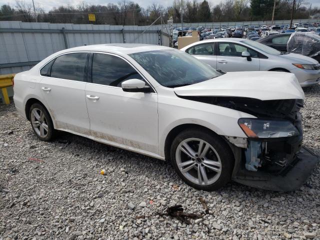 1VWBS7A39EC117082 - 2014 VOLKSWAGEN PASSAT SE WHITE photo 4