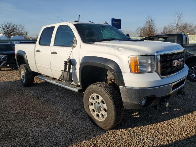 1GT423C85BF183541 - 2011 GMC SIERRA K3500 SLE WHITE photo 4