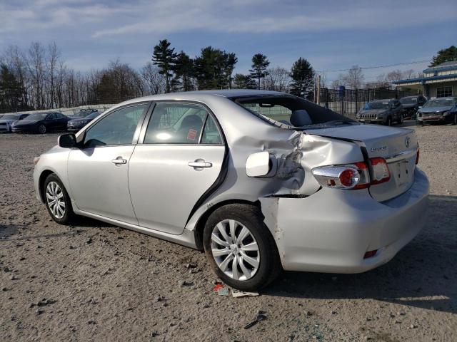 2T1BU4EE8DC083228 - 2013 TOYOTA COROLLA BASE SILVER photo 2